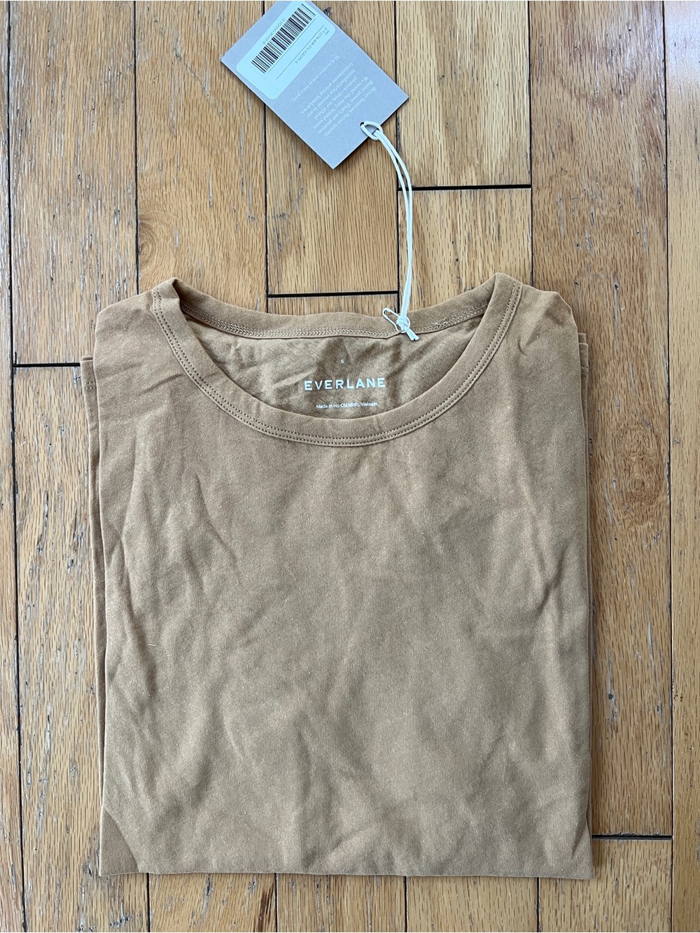Everlane Women’s Short Sleeve Crewneck Tee in Tan